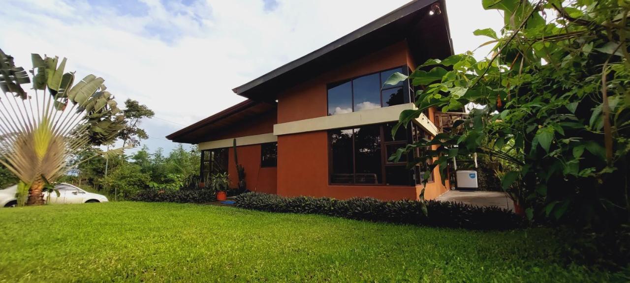 Green Leaf House La Fortuna Eksteriør bilde